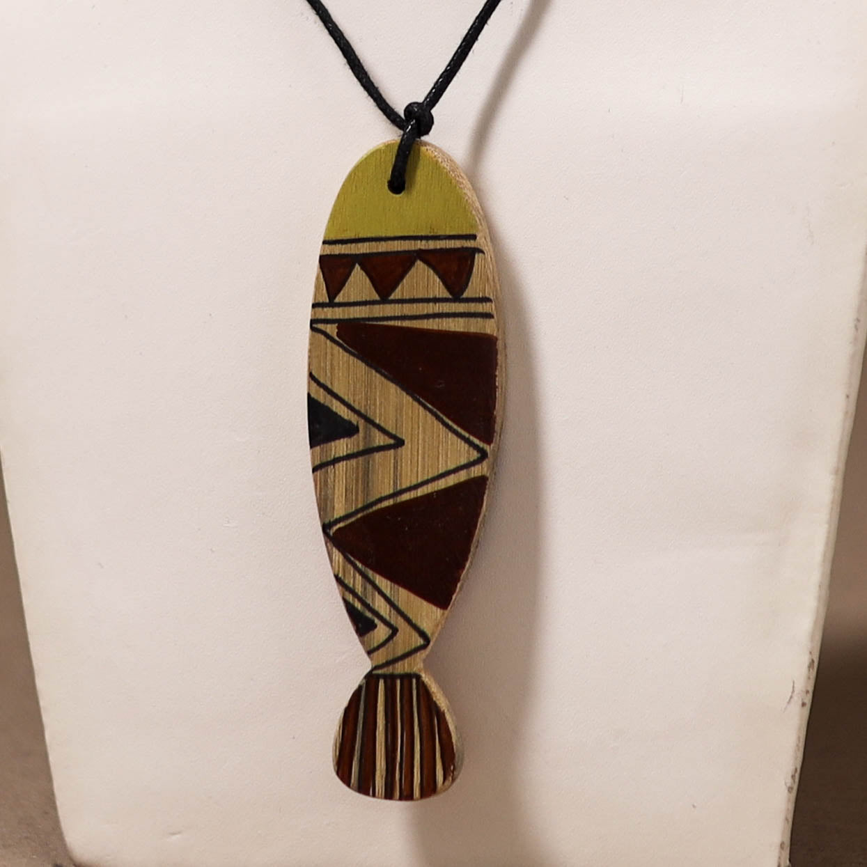 Kerala Mural Handpainted Bamboo Fish Necklace 147