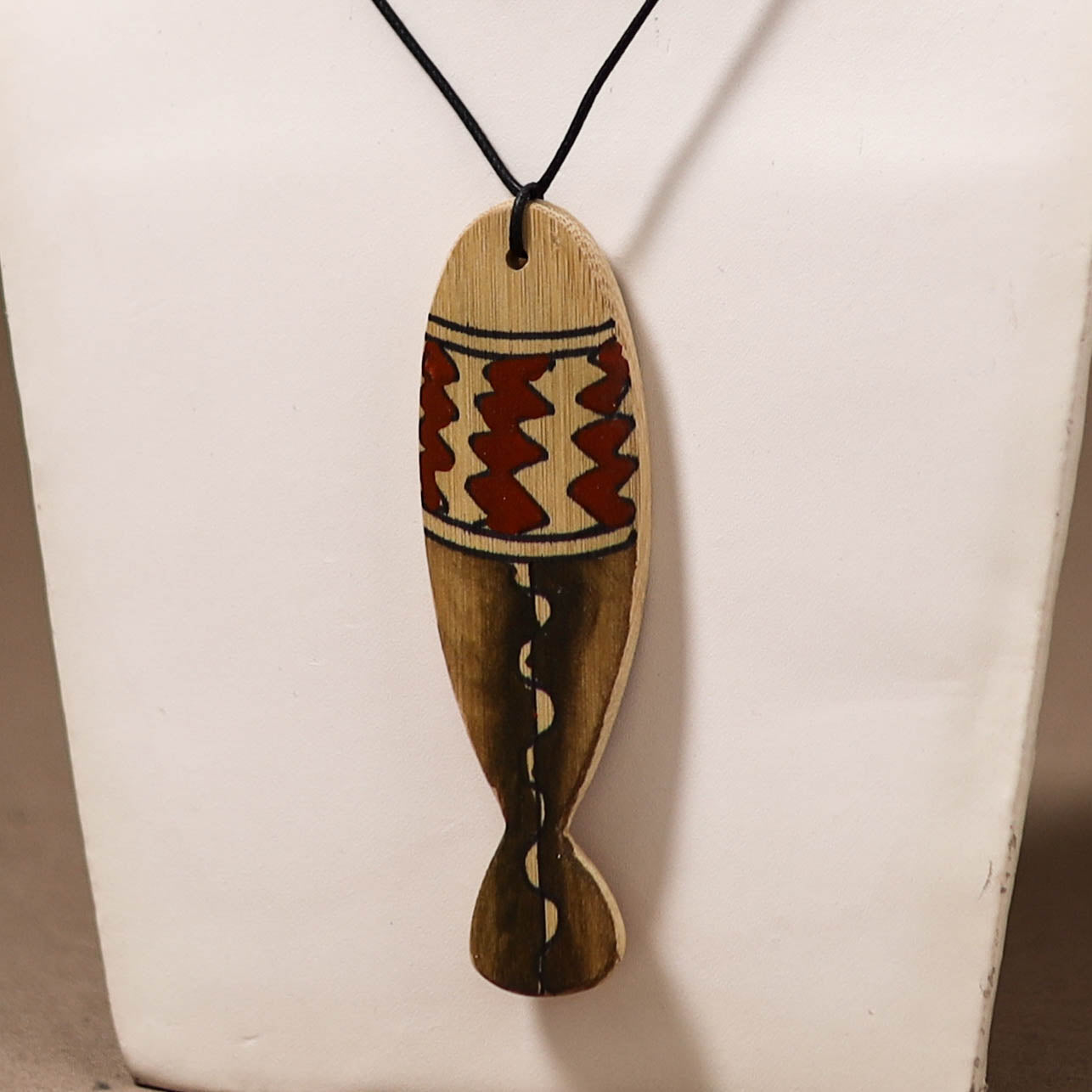 Kerala Mural Handpainted Bamboo Fish Necklace 151
