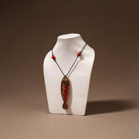 Kerala Mural Handpainted Bamboo Fish Necklace 152