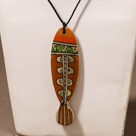 Kerala Mural Handpainted Bamboo Fish Necklace 155