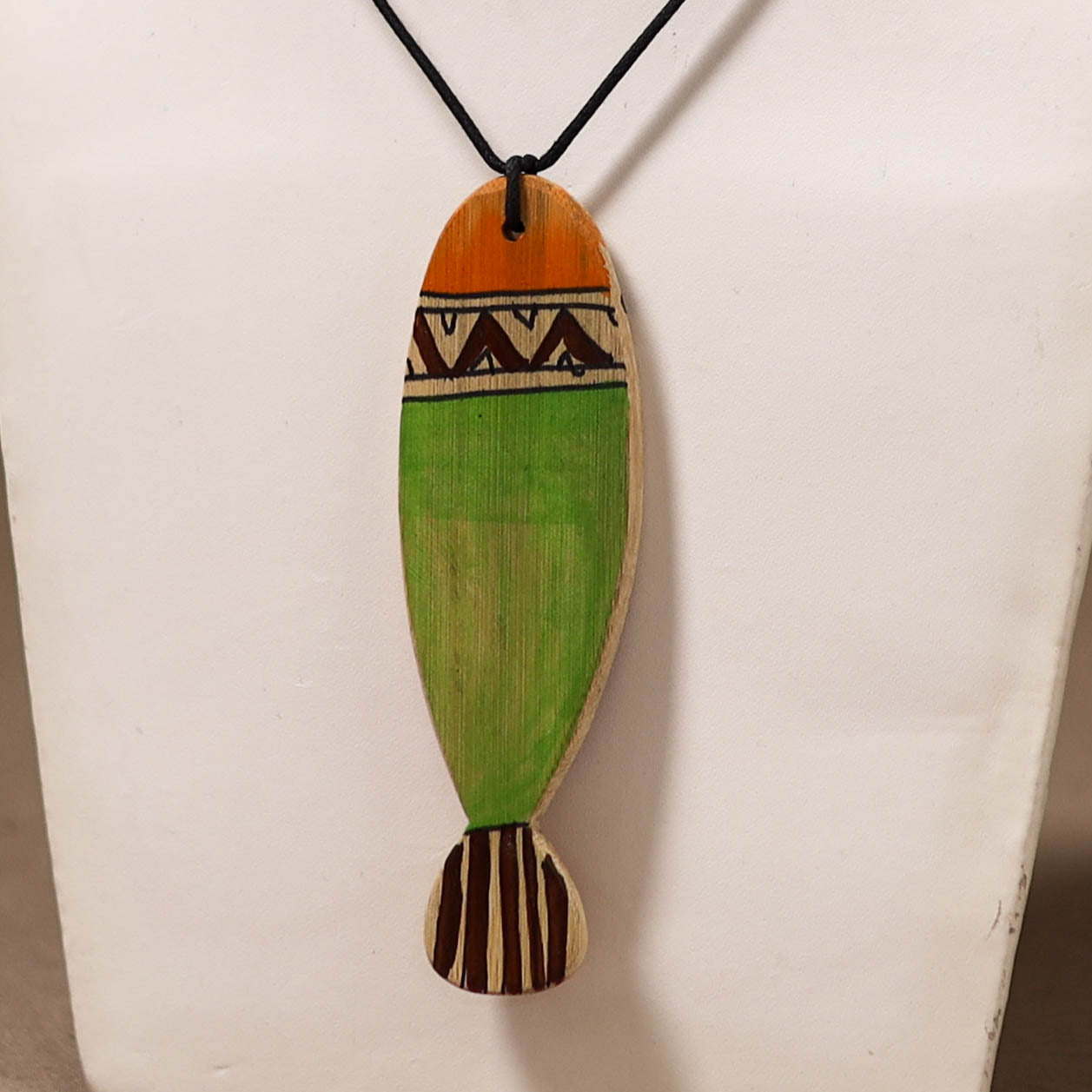 Kerala Mural Handpainted Bamboo Fish Necklace 156