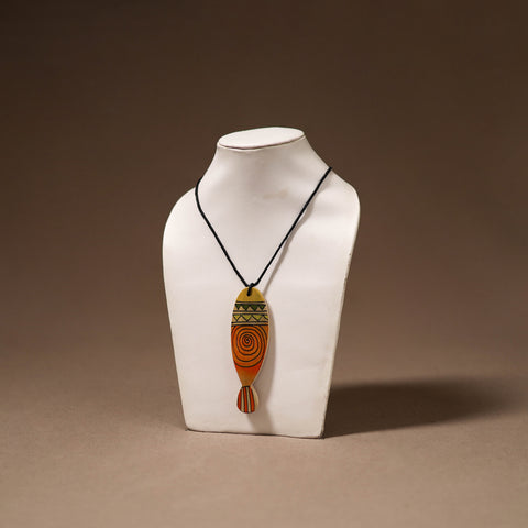 Kerala Mural Handpainted Bamboo Fish Necklace 160