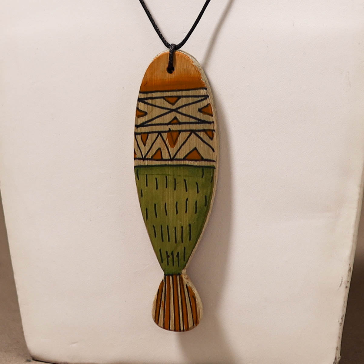 Kerala Mural Handpainted Bamboo Fish Necklace 161