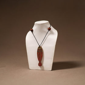 Kerala Mural Handpainted Bamboo Fish Necklace 164