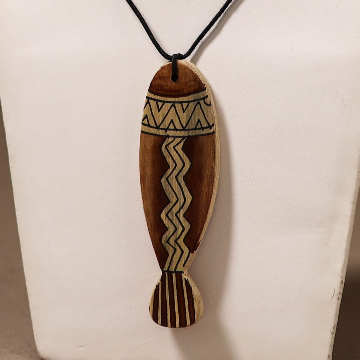 Kerala Mural Handpainted Bamboo Fish Necklace 168