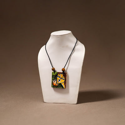 Kerala Mural Handpainted Bamboo Necklace 171