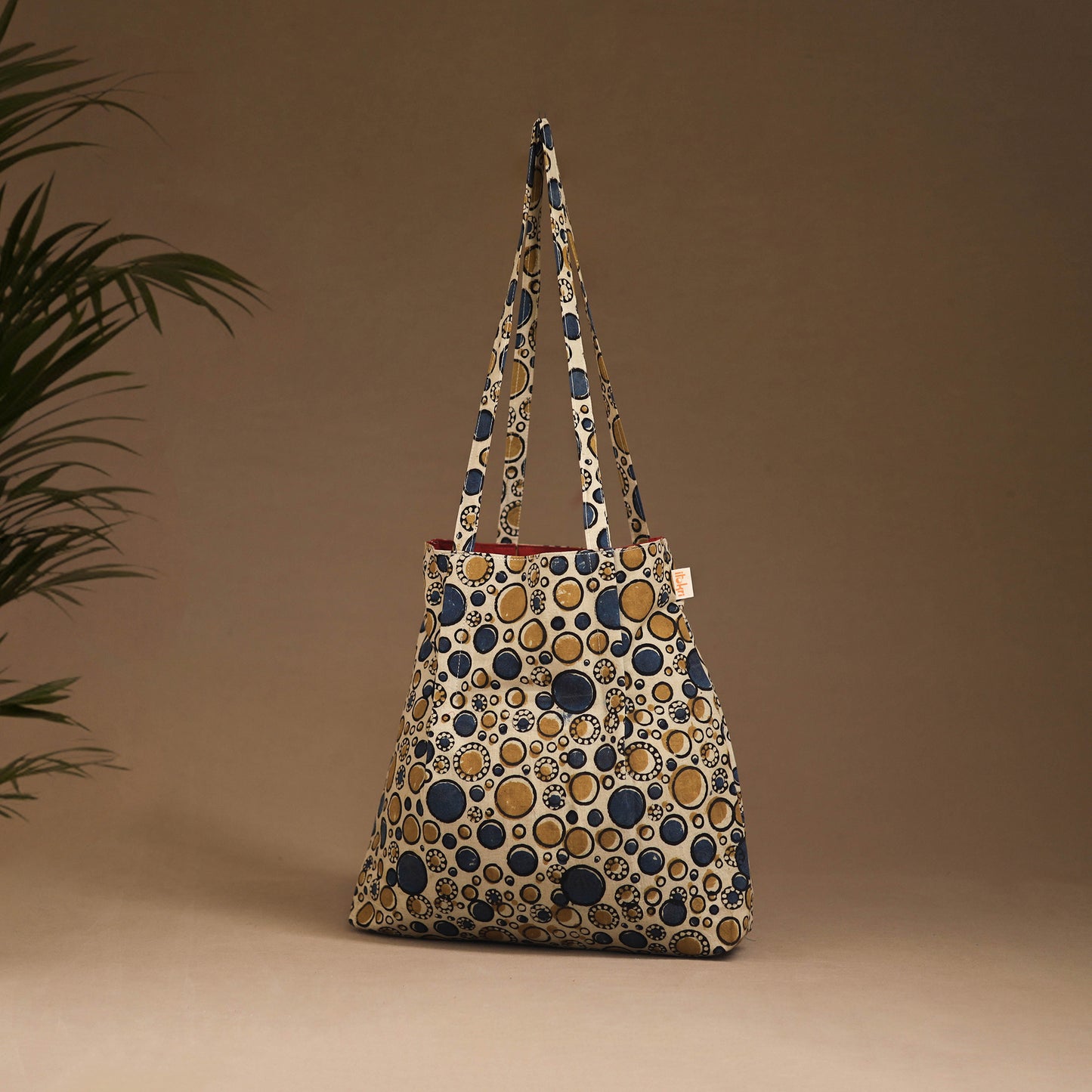 Handcrafted Fabric Jhola Bag 01