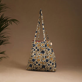 Handcrafted Fabric Jhola Bag 01