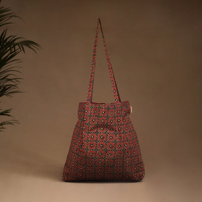 Handcrafted Fabric Jhola Bag 10