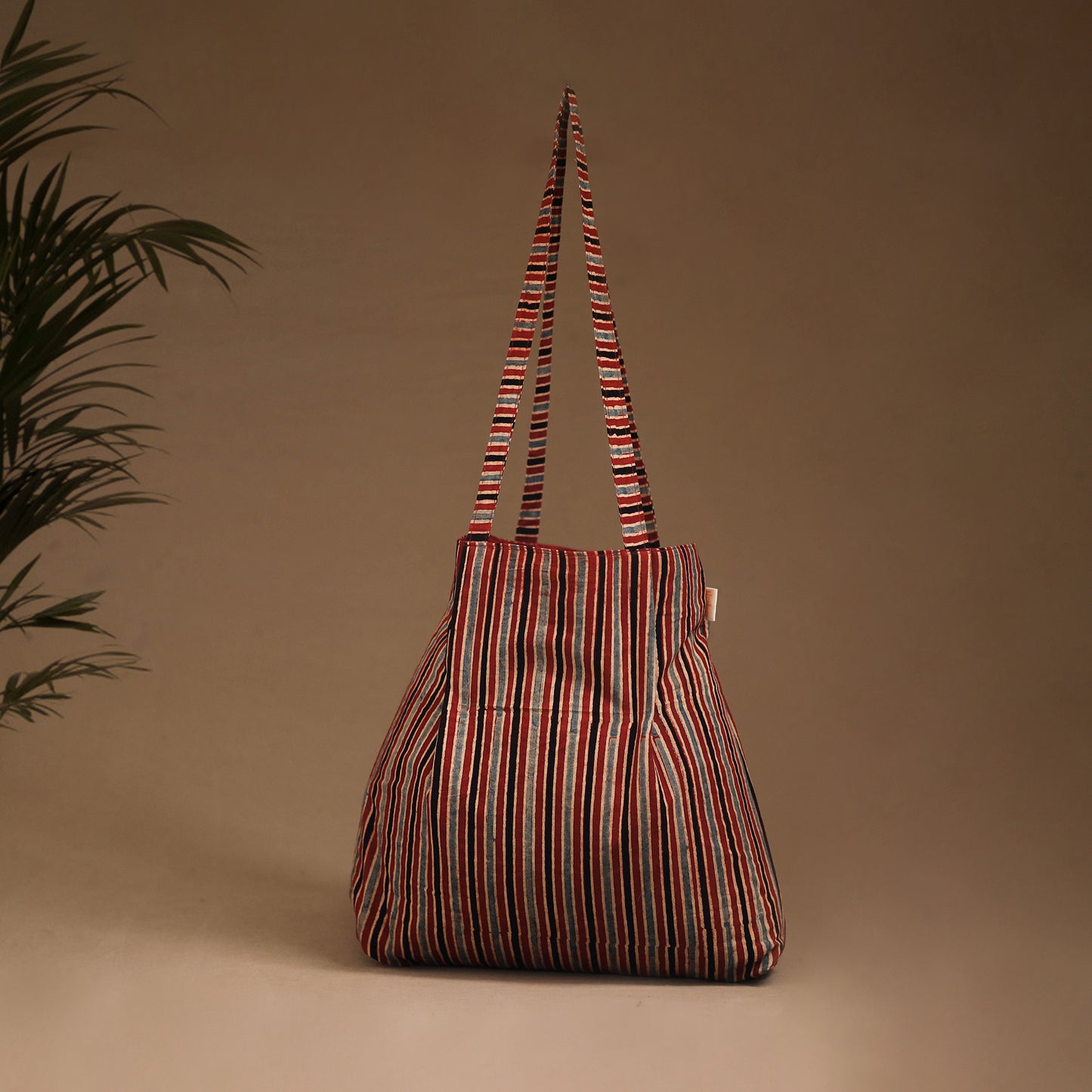 Handcrafted Fabric Jhola Bag 14