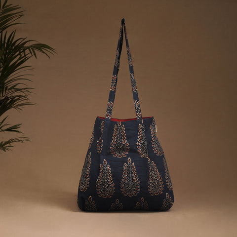 Handcrafted Fabric Jhola Bag 17