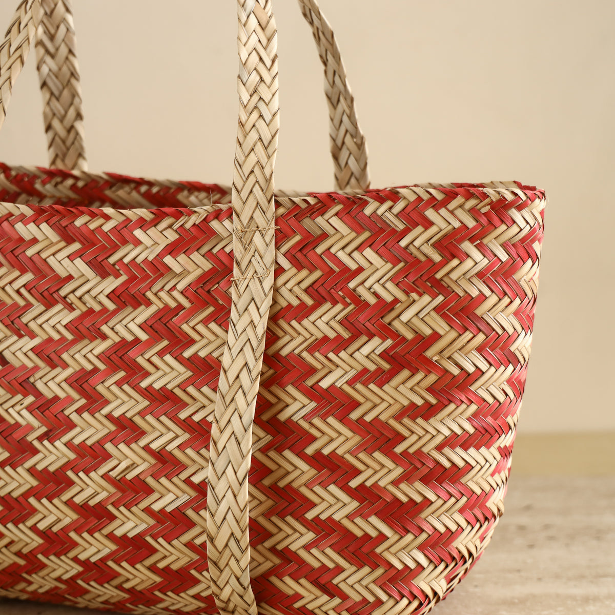 Handcrafted Natural Water Hyacinth Shoulder Bag from Assam 19