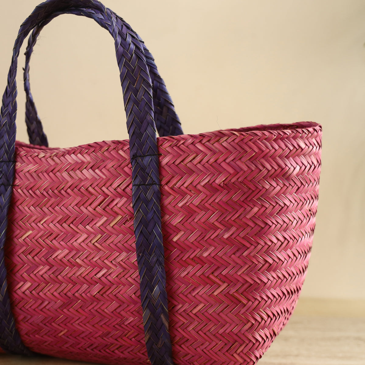 Handcrafted Natural Water Hyacinth Shoulder Bag from Assam 18