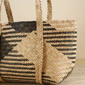 Handcrafted Natural Water Hyacinth Shoulder Bag from Assam 16