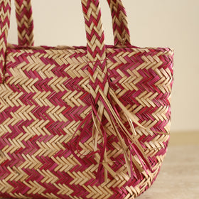 Handcrafted Natural Water Hyacinth Handbag from Assam 08