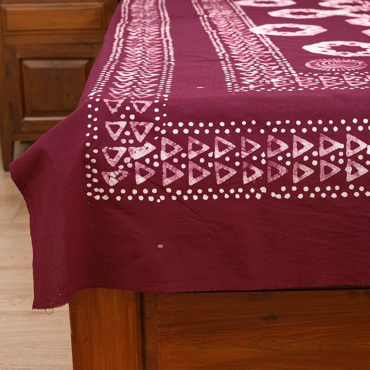 Hand Batik Print Single Bedsheet (90 x 60 in) 02