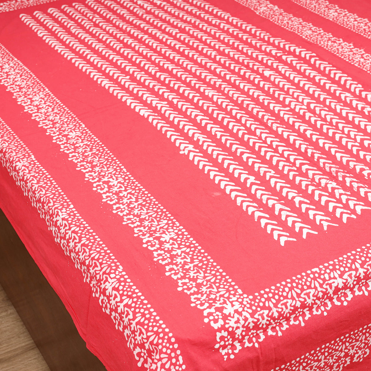 Hand Batik Print Single Bedsheet (90 x 60 in) 05