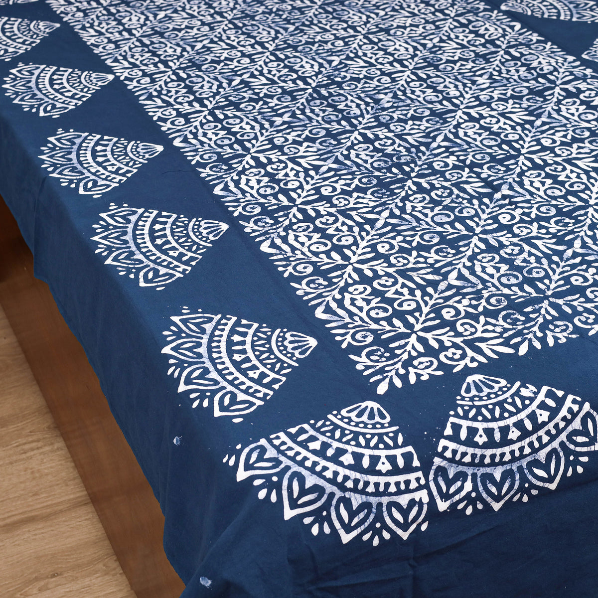Hand Batik Print Single Bedsheet (90 x 60 in) 07