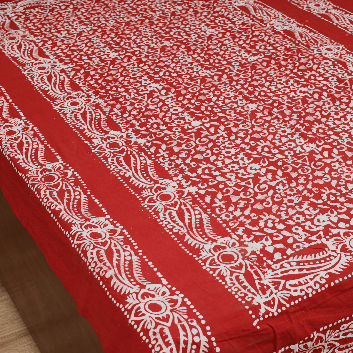 Hand Batik Print Single Bedsheet (90 x 60 in) 08