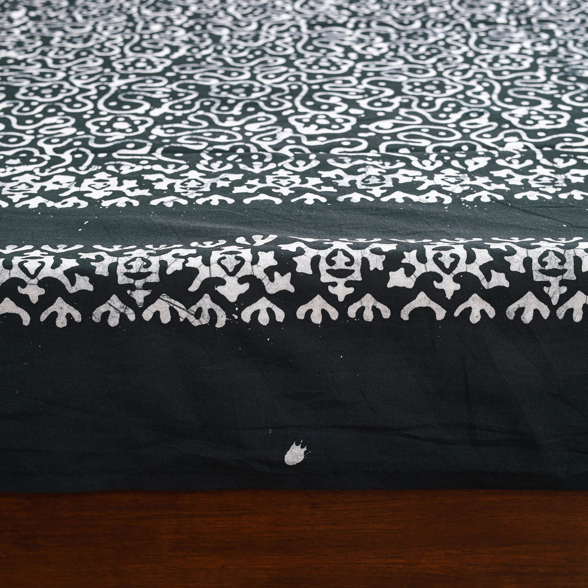Hand Batik Print Single Bedsheet (90 x 60 in) 11