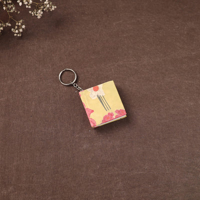Mini Diary Keychain in Floral Prints Cover 02