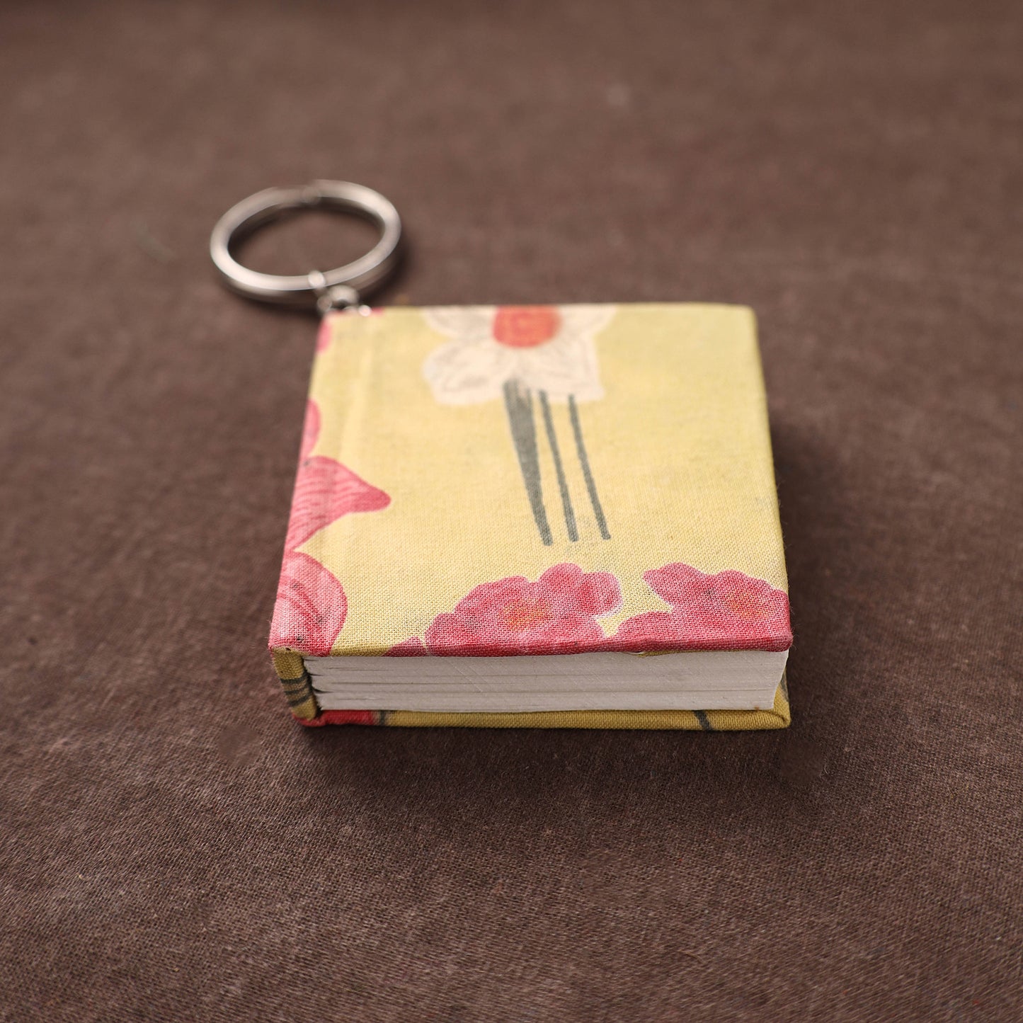 Mini Diary Keychain in Floral Prints Cover 02