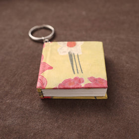 Mini Diary Keychain in Floral Prints Cover 02