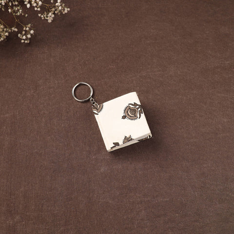Mini Diary Keychain in Floral Prints Cover 04
