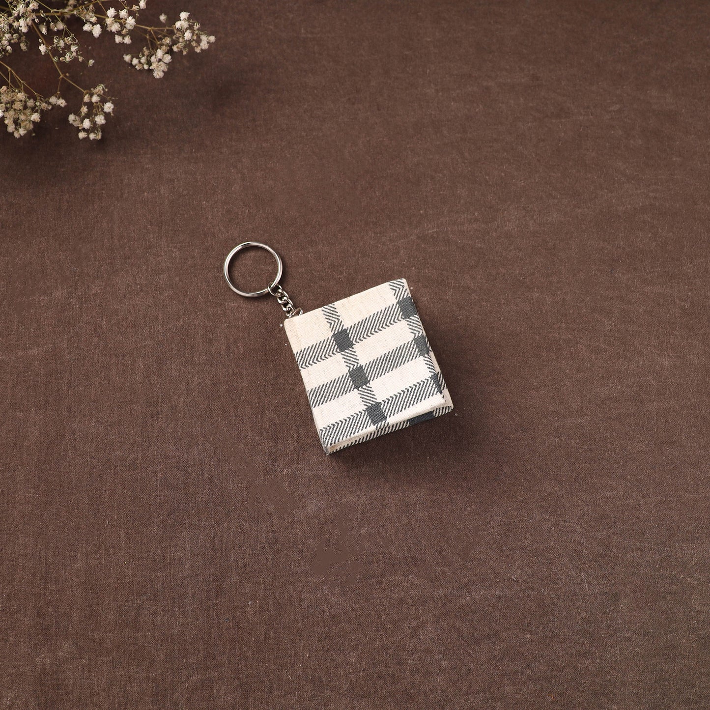 Mini Diary Keychain in Floral Prints Cover 07