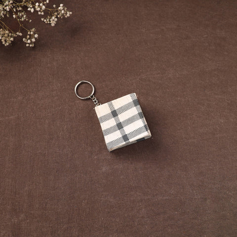 Mini Diary Keychain in Floral Prints Cover 07