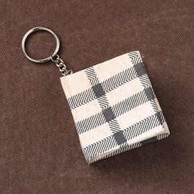 Mini Diary Keychain in Floral Prints Cover 07
