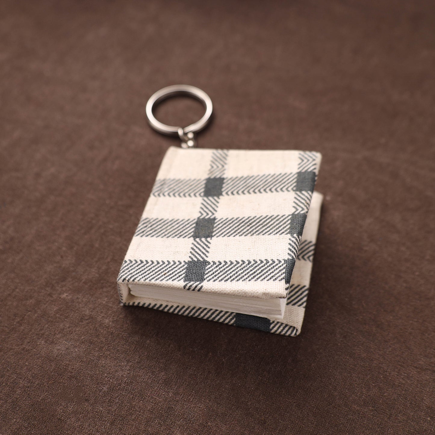 Mini Diary Keychain in Floral Prints Cover 07