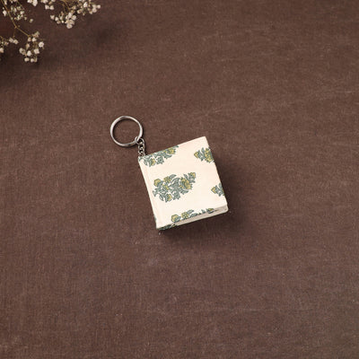 Mini Diary Keychain in Floral Prints Cover 09