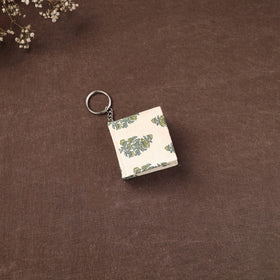 Mini Diary Keychain in Floral Prints Cover 09