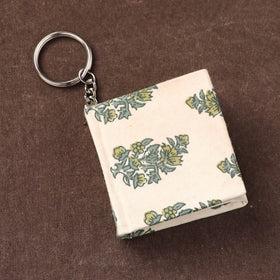 Mini Diary Keychain in Floral Prints Cover 09
