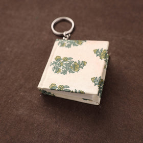 Mini Diary Keychain in Floral Prints Cover 09