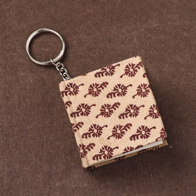 Mini Diary Keychain in Floral Prints Cover 10
