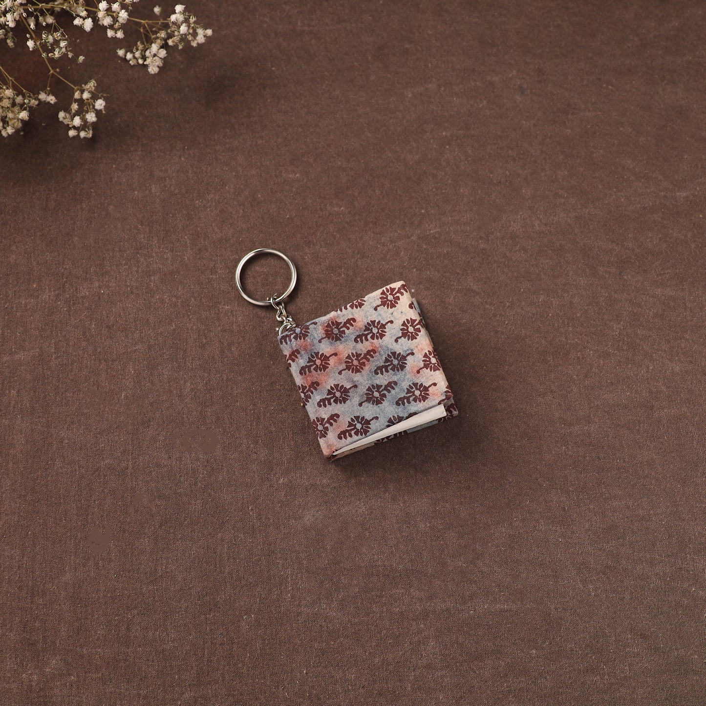 Mini Diary Keychain in Floral Prints Cover 11