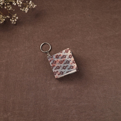 Mini Diary Keychain in Floral Prints Cover 11