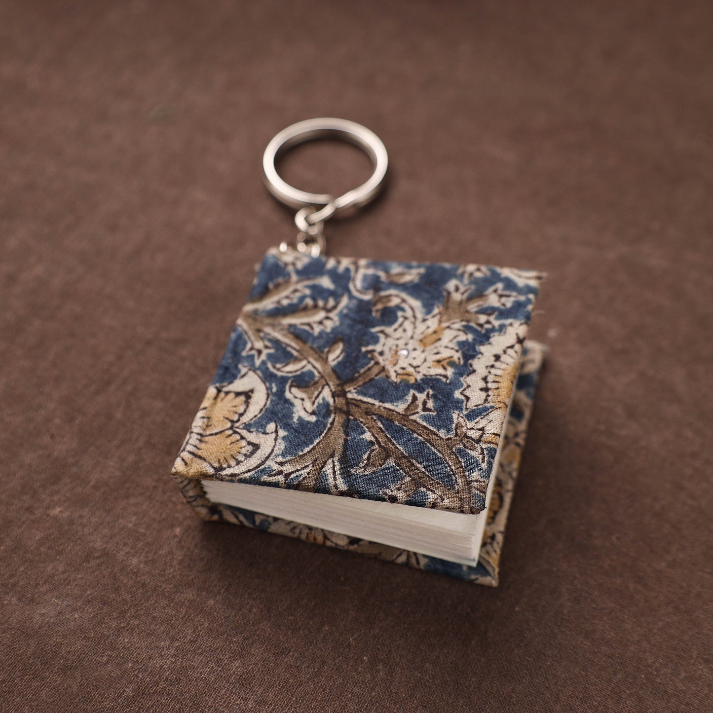 Mini Diary Keychain in Floral Prints Cover 15