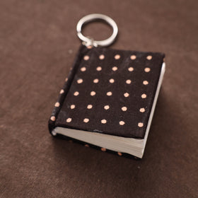 Mini Diary Keychain in Floral Prints Cover 18