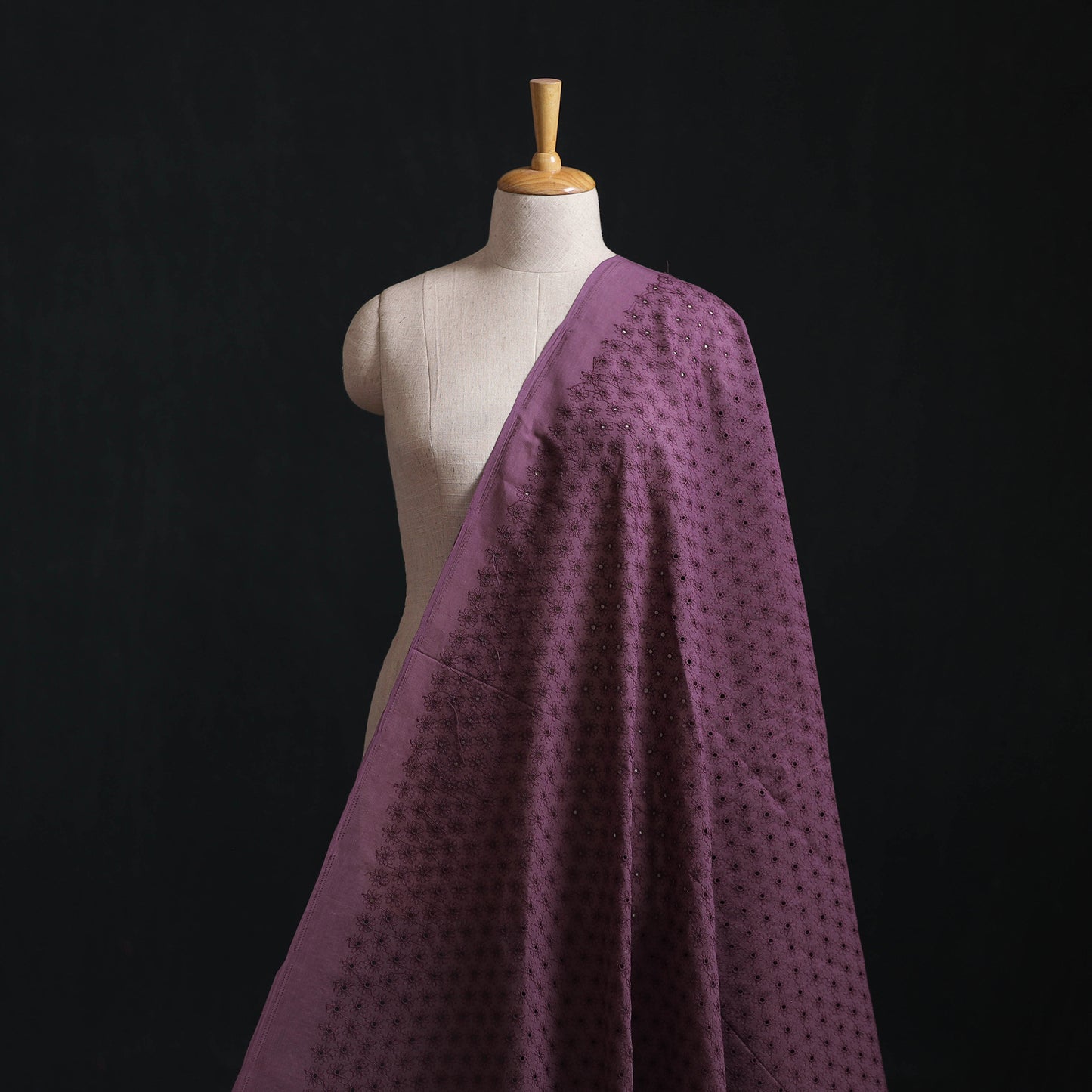 Floral Embroidered Cotton Hakoba Fabric 02