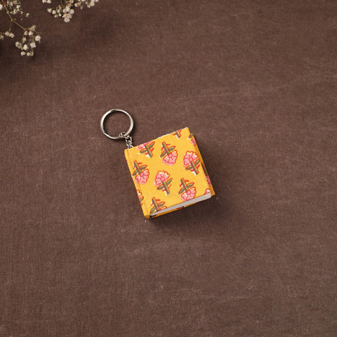 Mini Diary Keychain in Floral Prints Cover 23