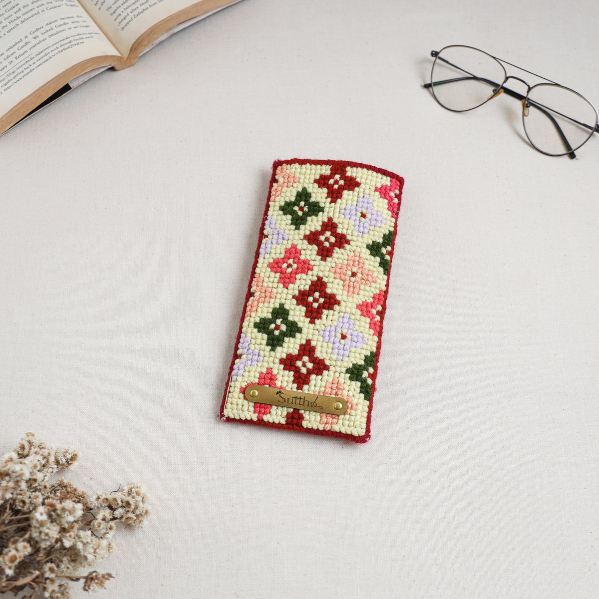Hand Embroidered Mobile Pouch 31