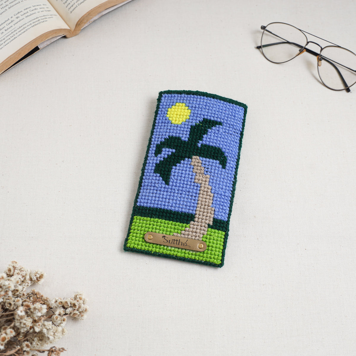 Hand Embroidered Mobile Pouch 27