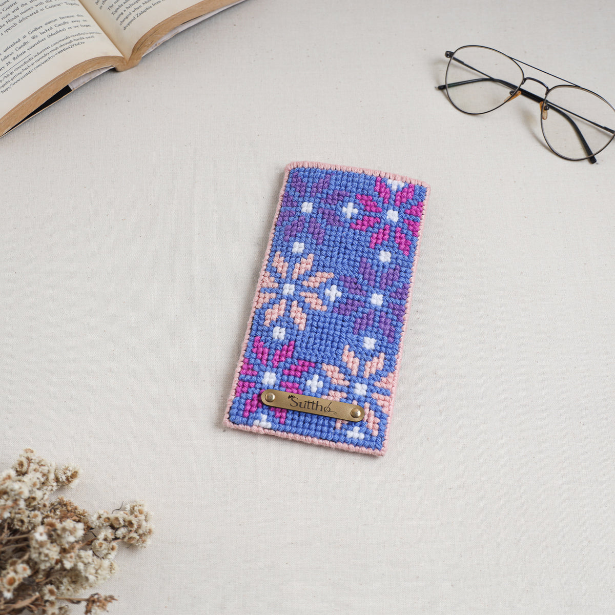 Hand Embroidered Mobile Pouch 19