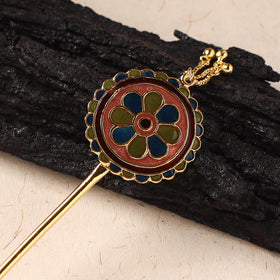 Handcrafted Paka Meenakari Metal Juda Pin 28