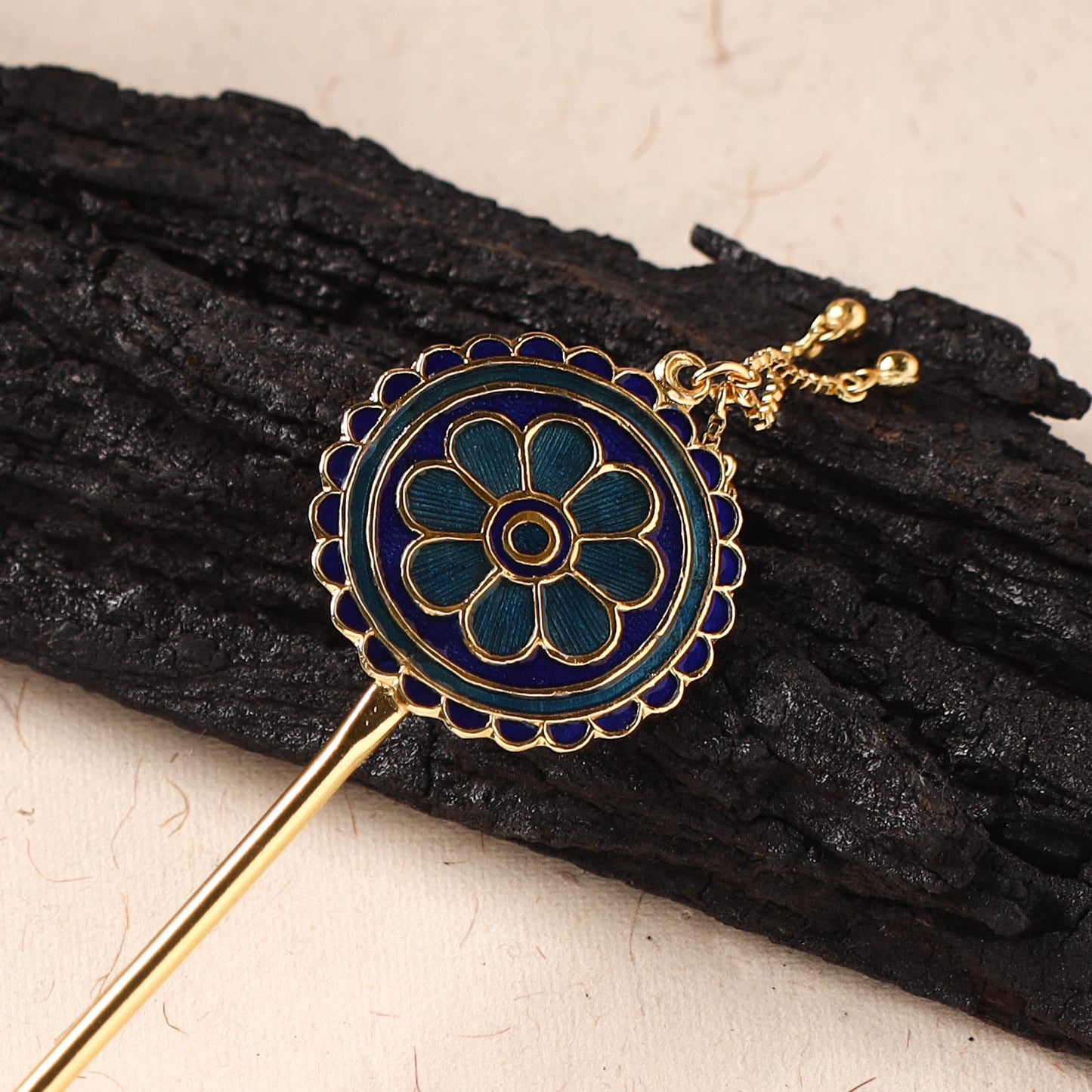 Handcrafted Paka Meenakari Metal Juda Pin 30