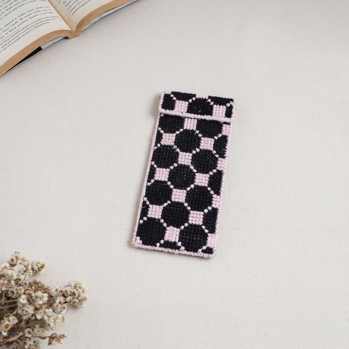 Hand Embroidered Spectacle Pouch 04