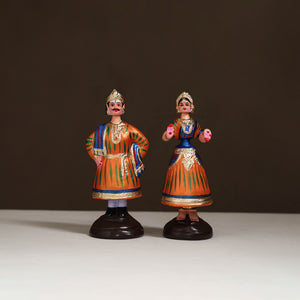 Orange - Thanjavur Thalaiyatti Bommai Handpainted Bobble Head Raja Rani Dancing Doll 14